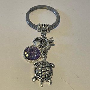 Turtle Key Ring with Seashell, Starfish and Bead NEW